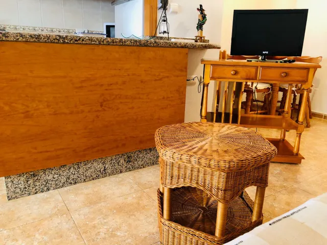 Alquiler de larga estancia en primera línea lateral de playa — 8