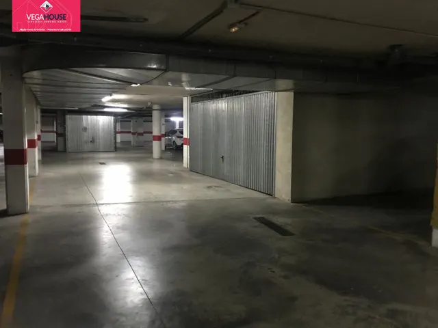 Dos plazas de Garaje-trastero cerradas de forma diáfana — 7