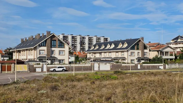 Chalet en primera línea de Laredo — 45