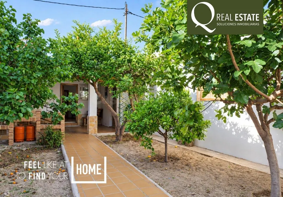 CASA CON ENCANTO Y JARDÍN EN EL CABO DE LAS HUERTAS