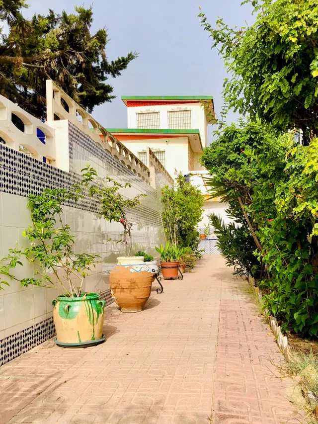 Villa privada con 6 habitaciones frente al mar en Guardamar playa. — 8