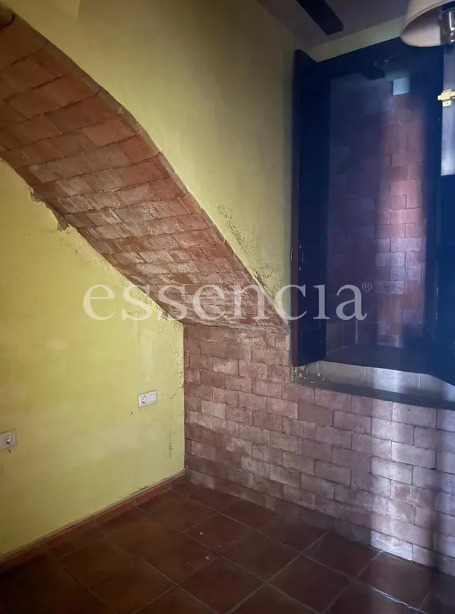 Casa adosada con encanto y gran potencial en Palma de Gandía – 74.000 € — 12