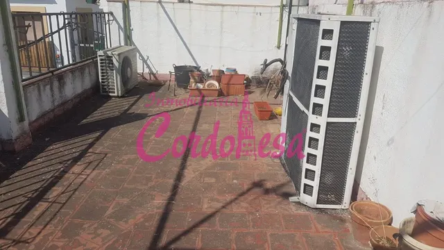CASA INDEPENDIENTE A 5 MINUTOS DEL AYUNTAMIENTO!!! — 27
