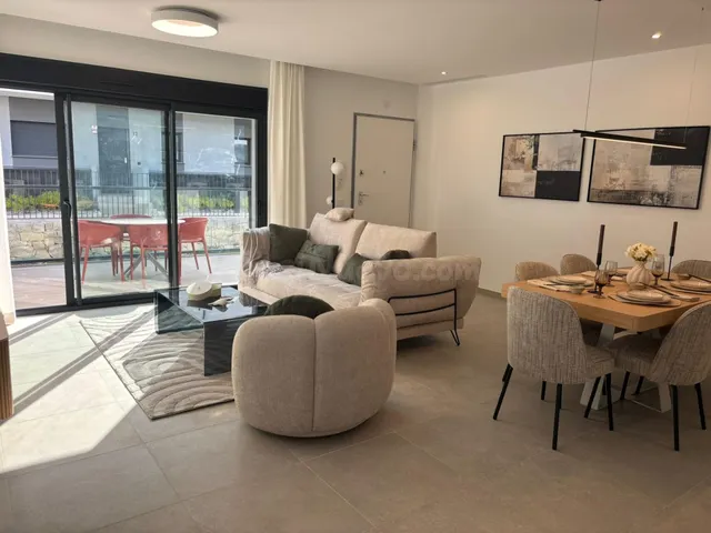 Vivienda AMUEBLADA ,,con gran terraza de 40 metros - foto 4