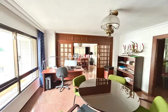 Apartamento 4 habitaciones 217m² en venta - Centro — 24