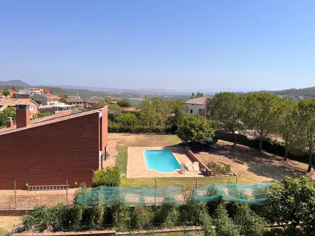Casa Independiente de Ensueño en Sant Salvador de Guardiola — 38