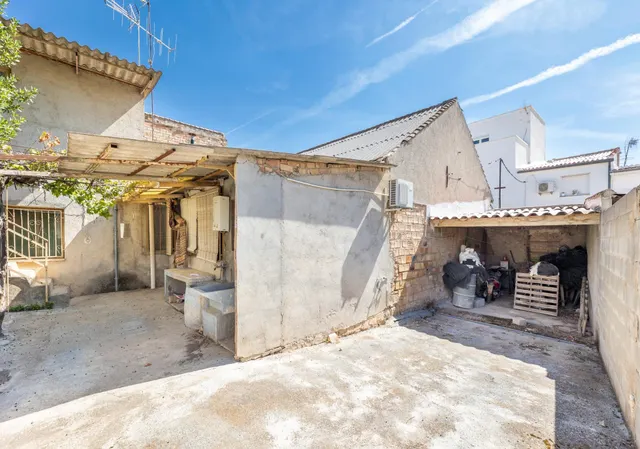 ¡CASA EN UNA SOLA PLANTA, CREA TU VIVIENDA IDEAL EN ALBOLOTE! Casa en una sola planta con patio, garaje y un gran potencial. — 22