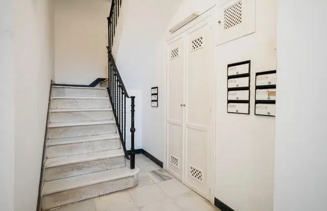 Acogedor piso con techos altos y reforma integral en el centro de Sevilla — 18