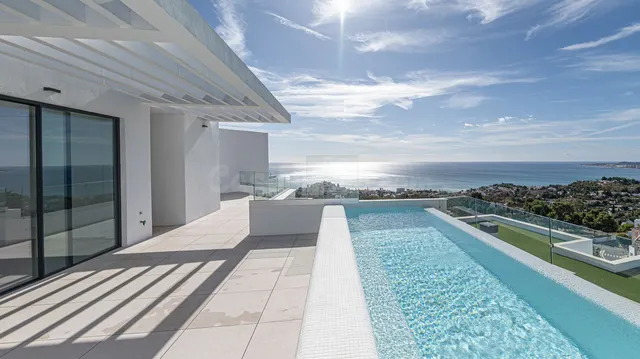 Chalet 4 habitaciones 210m² en venta - Centro — 4