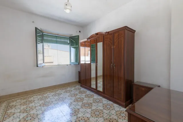 Casa con gran solar — 23