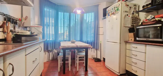 CASA PAREADA EN LA SIERREZUELA — 18