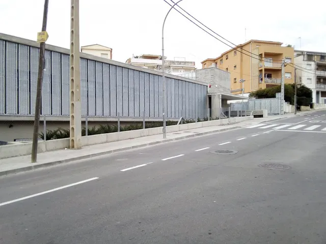 PARCELA  EDIFICABLE EN EL CENTRO DE SEGUR DE CALAFELL - TARRAGONA — 2