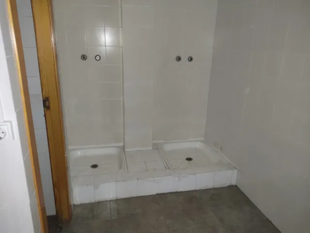 LOCAL COMERCIAL DE 170 M2 — 8