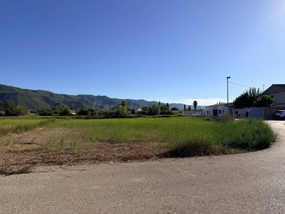 PARCELA RUSTICA EN PRIMERA LINEA DE CARRIL MALENOS BARRIO DEL PROGRESO