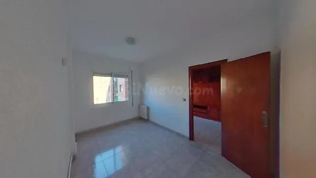 PISO EN VENTA CON INQUILINO EN AV. ALFONSO XIII- BADALONA — 3