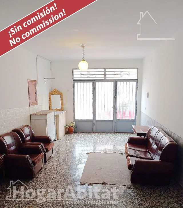¡Vistas a las montañas! Casa luminosa con garaje y dos grand - foto 2