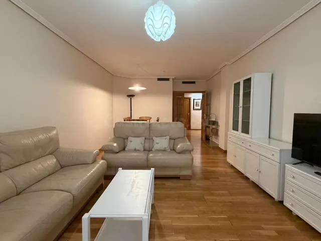 Piso a la venta zona centro de Ponferrada - foto 4
