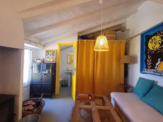 PARCELA DE TERRENO CON CASA CONSTRUIDA Y ARBOLES FRUTALES — 15