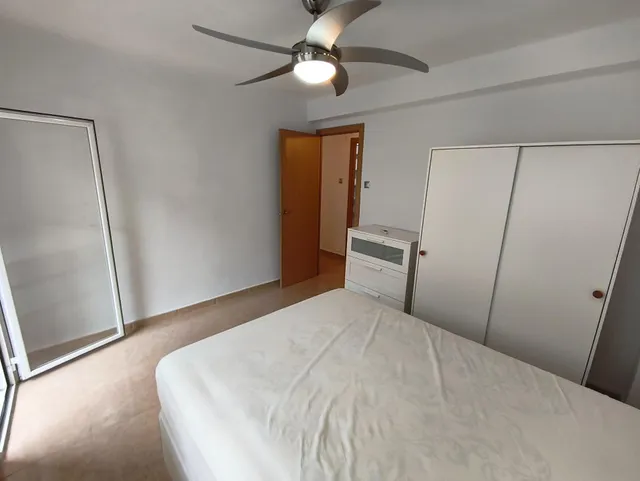 Piso de 53m2 útiles. Distribuido en dos dormitorios, salón, cocina y baño — 14