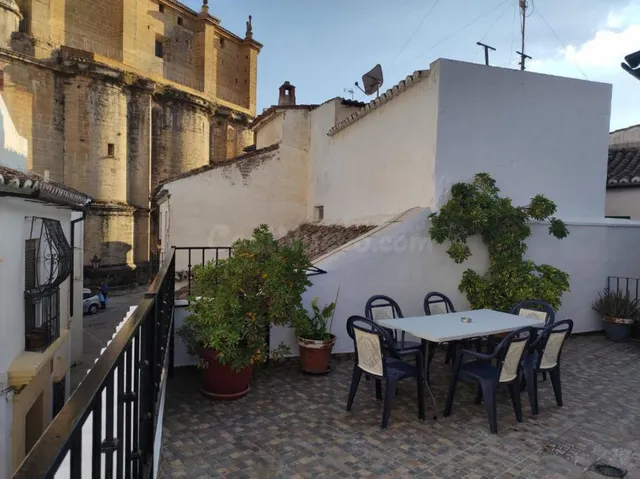 Complejo Turístico 3 habitaciones 126m² en venta - Centro - foto 2