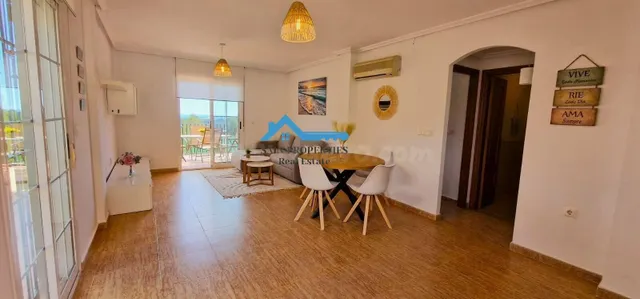Se vende luminosa y acogedora vivienda en la urbanización Ba - foto 5