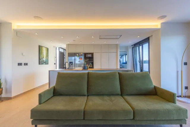 Espectacular chalet en Sancibrián con piscina climatizada — 17