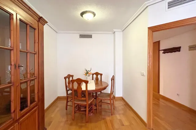 PISO EN VENTA EN LA FLOTA, JUNTO AL JARDÍN DE LAS TRES COPAS — 9