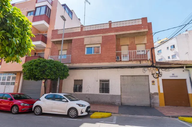 CASA EN LA ALBERCA — 24