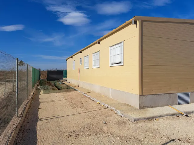 SE ALQUILA CASA EN EL CAMPO DE ELCHE (ALICANTE)