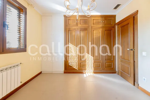Exclusivo Chalet en Torre en Conill — 40