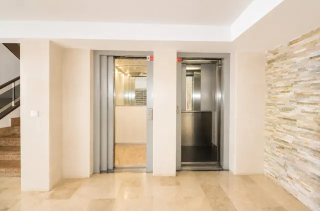 Amplio apartamento con terraza a 400 m de la playa de Santa Ponsa — 23