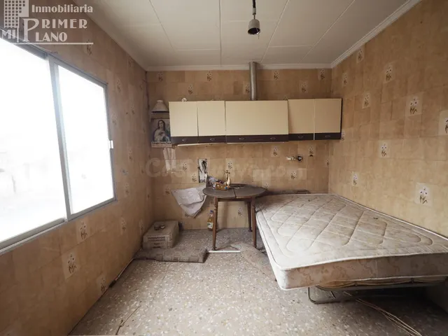 *Casa para derribar o reformar en c/Tetuan de 330 m2 con 8.7 - foto 2