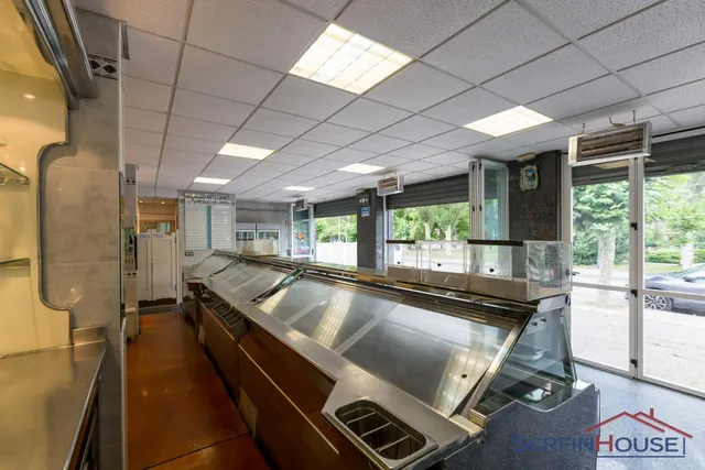 Local comercial 143m² en venta - EVER — 6