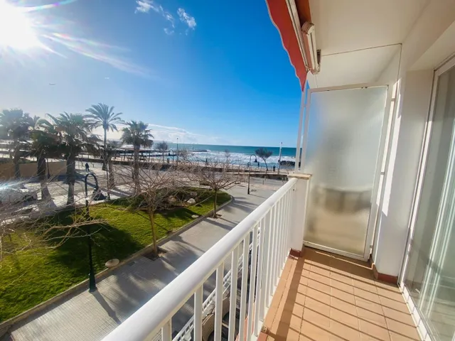 Fantástico apartamento al lado del mar con vistas panorámica - foto 2