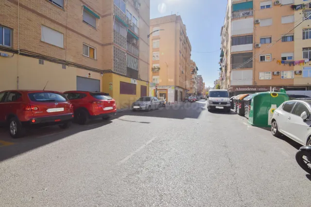 LOCAL/GARAJE EN CALLE INGENIERO SANTACRUZ- ZONA ZAIDIN — 4