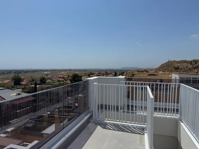 Espectaculares Pisos de Obra Nueva en Rio Park, Mutxamel, con vistas al mar — 11