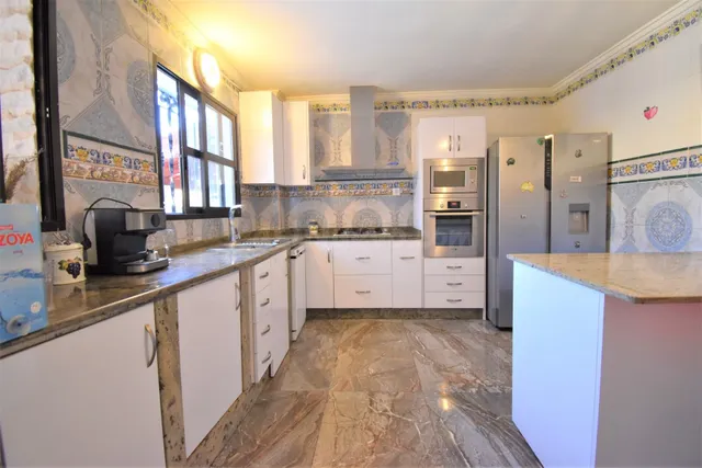 Chalet 4 habitaciones 325m² en venta - Villamartín-Las Filip - foto 5