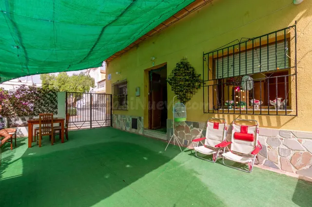 ✨ OPORTUNIDAD ÚNICA: SOLAR URBANO DE 360 M2 EN EL CORAZÓN DE - foto 2
