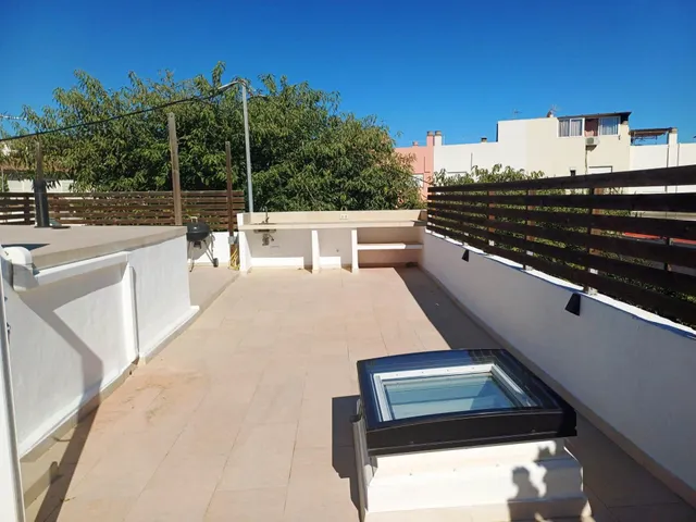 CASA CON TERRAZA SOLÁRIUM EN LA VILETA. — 17