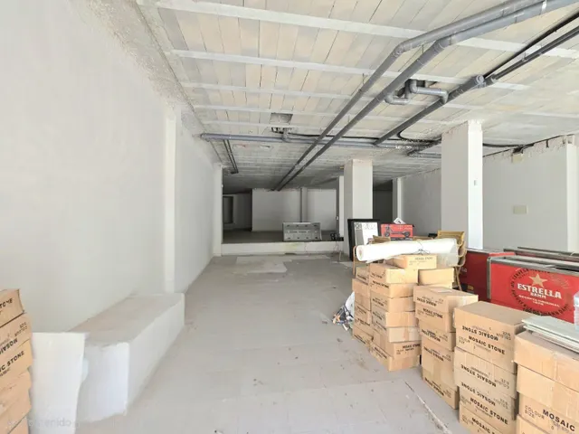Se vende local comercial con posibilidad de hacer cambio de uso a vivienda — 14
