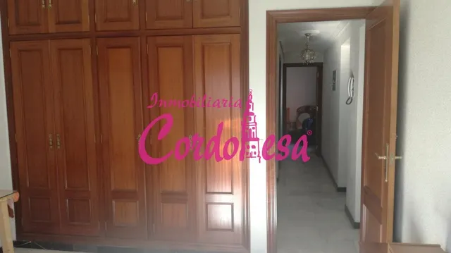 ESTUPENDA CASA JUNTO A ZOCO — 14