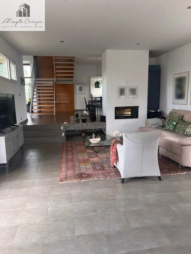 Villa Contemporanea con vistas 360º — 2
