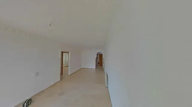 Amplio y Moderno Piso en el Corazón de Armilla — 17