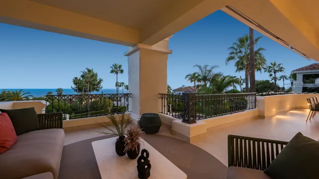 Apartamento de lujo reformado de 3 dormitorios y 2 baños con vistas al mar. Sierra Blanca — 33