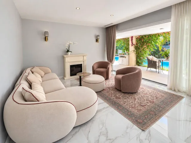 Exclusiva villa de lujo en san juan: dos casas independientes y oasis privado — 22