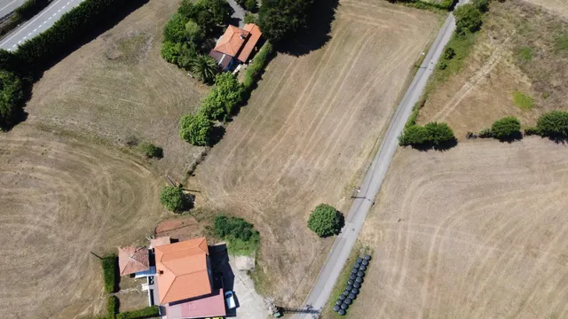 PARCELA EDIFICABLE DE 1.273 m2 EN CARREÑO, ASTURIAS - foto 3