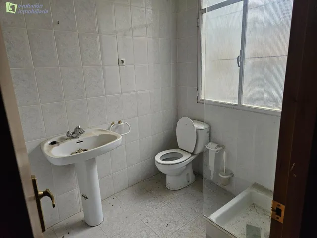 SE VENDE LOCAL EN GOMARRA,SORIA — 8