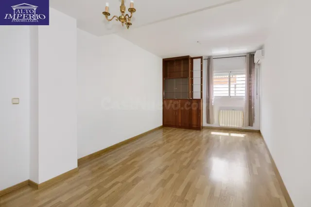 Piso en Armilla Centro con patio de 46 m2, 2 dormitorios y metro — 5