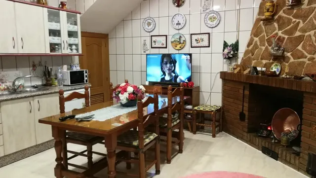 SORPRENDENTE...SE VENDE CASA DE LUJO INDEPENDIENTE, CON LOCAL, A 3 MINUTOS DEL CENTRO DE ALBACETE — 32