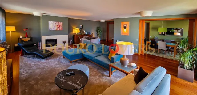 Apartamento 4 habitaciones 262m² en venta - Matosinhos e Leç - foto 2